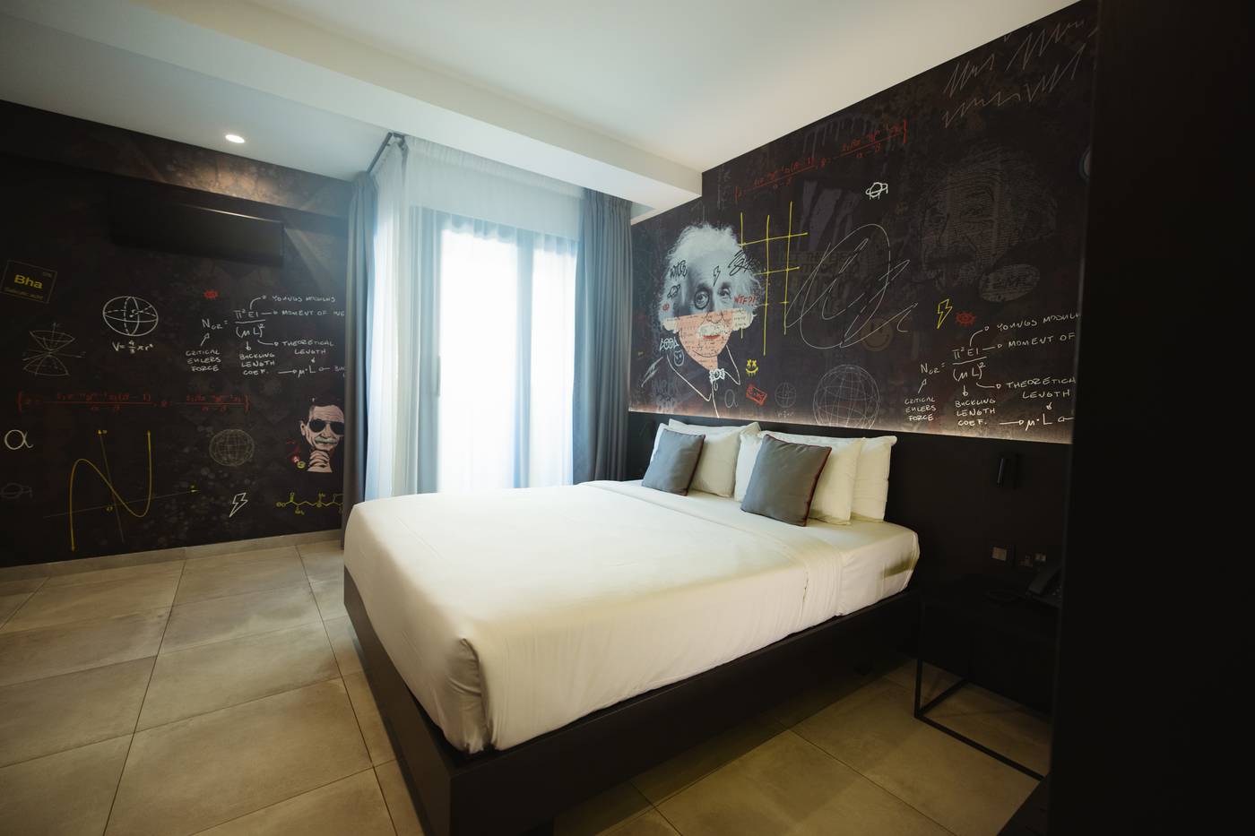 So-City-Hotel-Room-16