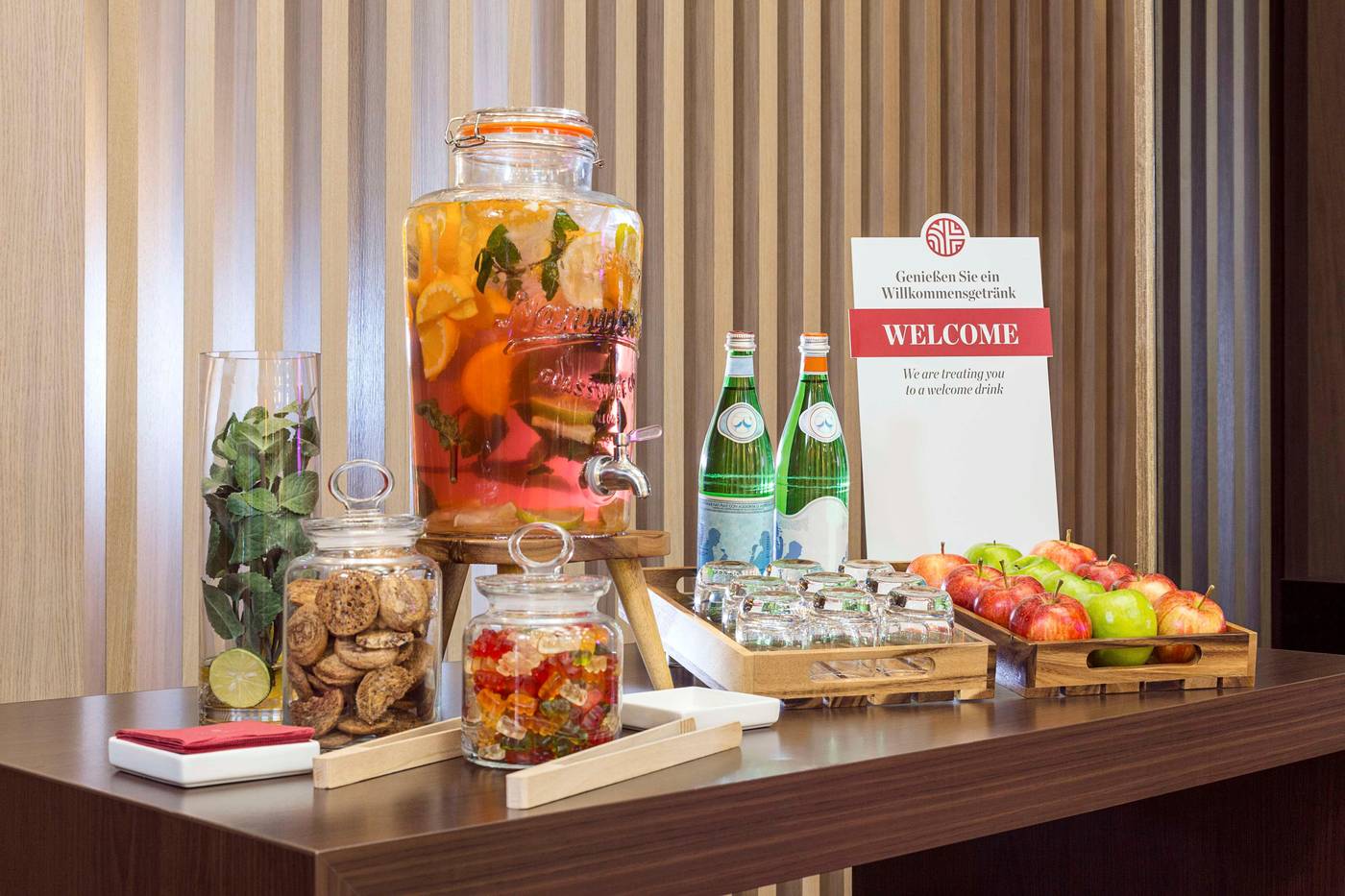 NH-Collection-Amsterdam-Flower-Market-Lobby-63