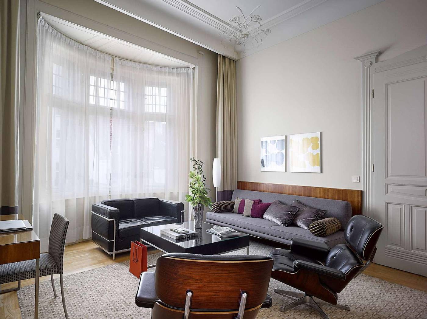 K-K-Hotel-Central-Room-4