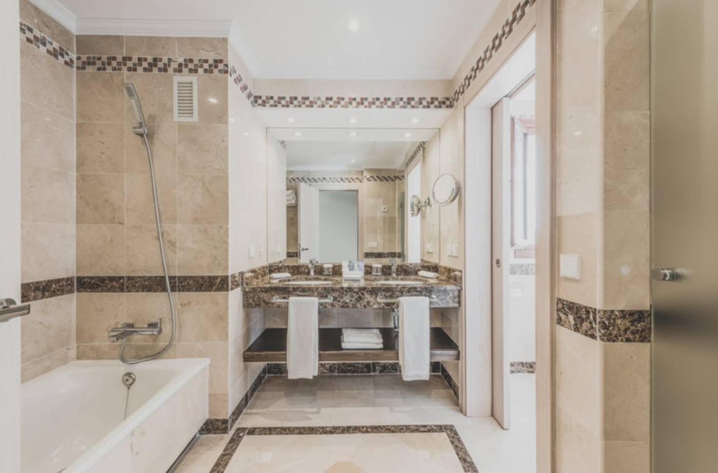 Puente-Romano-Marbella-Room-33