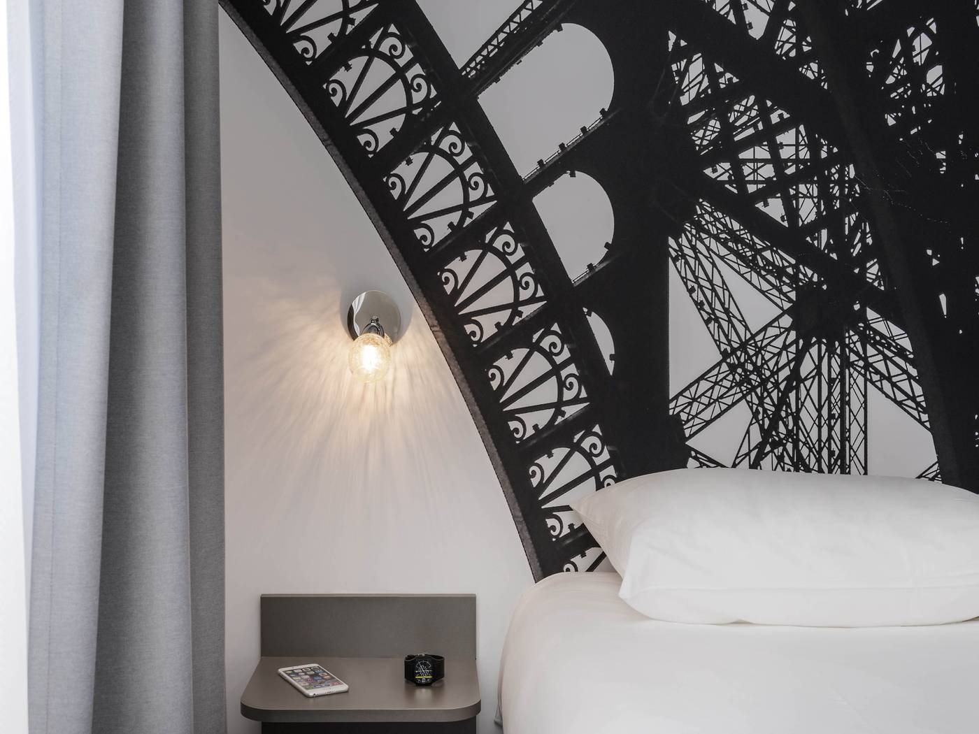 Ibis-Styles-Paris-Cambronne-Room-32