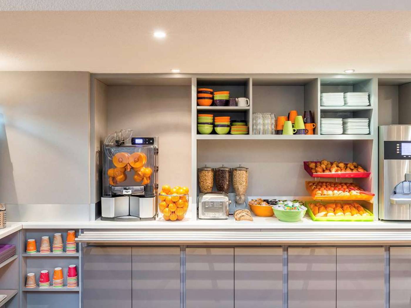 ibis-Styles-Paris-Alesia-Montparnasse-General-view-43