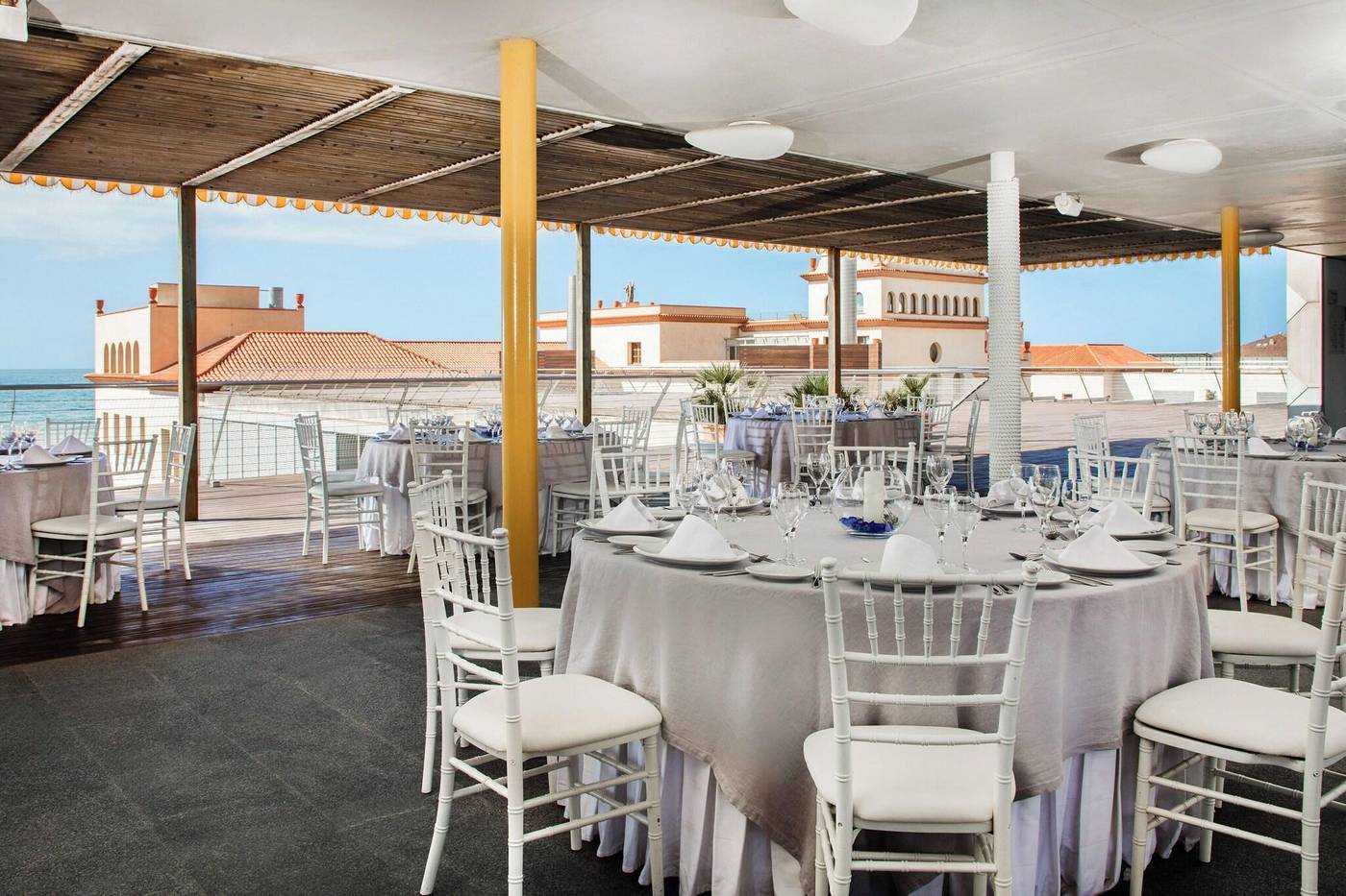Le-Meridien-Ra-Beach-Hotel---Spa-Conferences-44