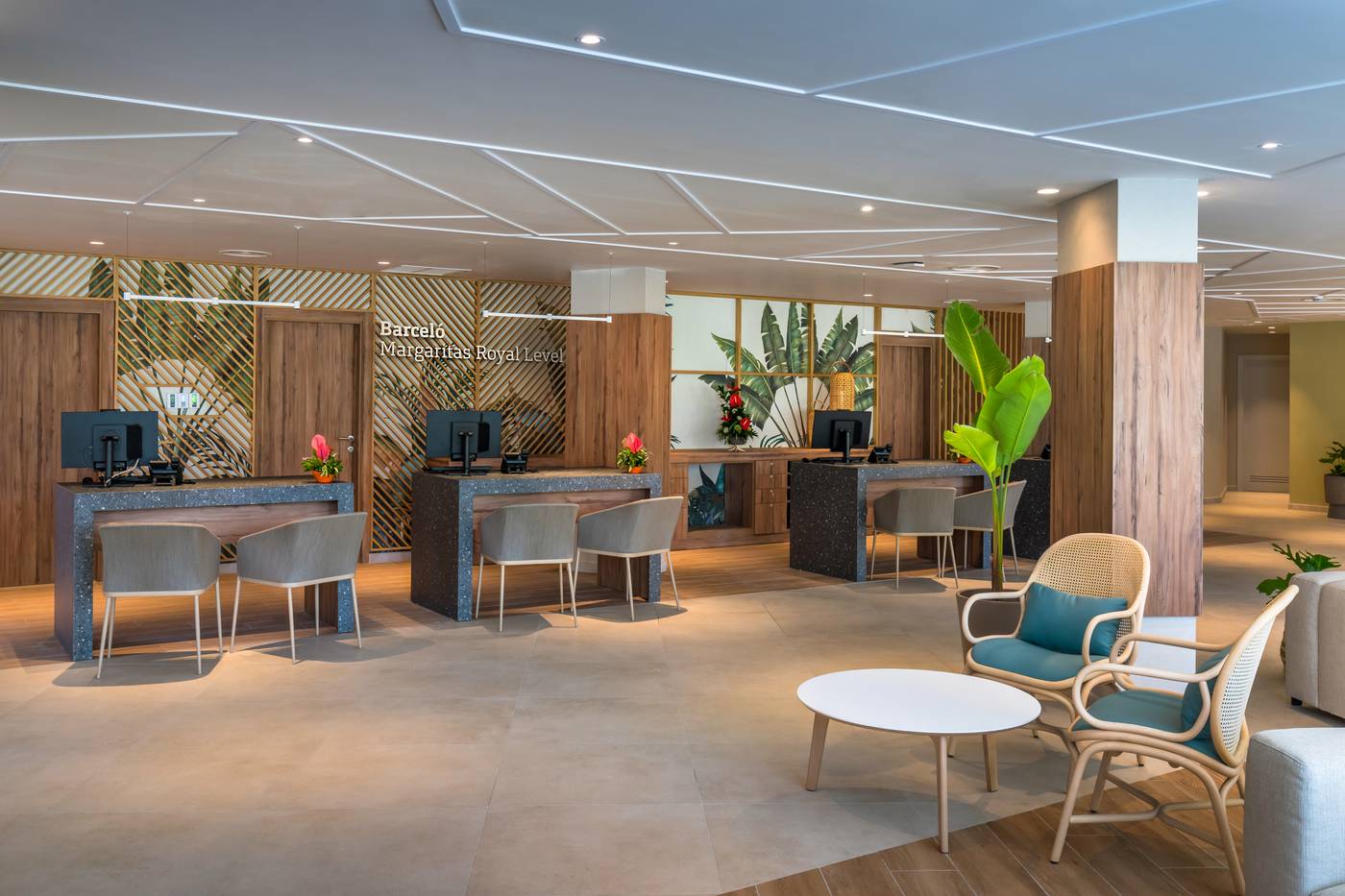 Barcelo-Margaritas-Royal-Level-Lobby-30