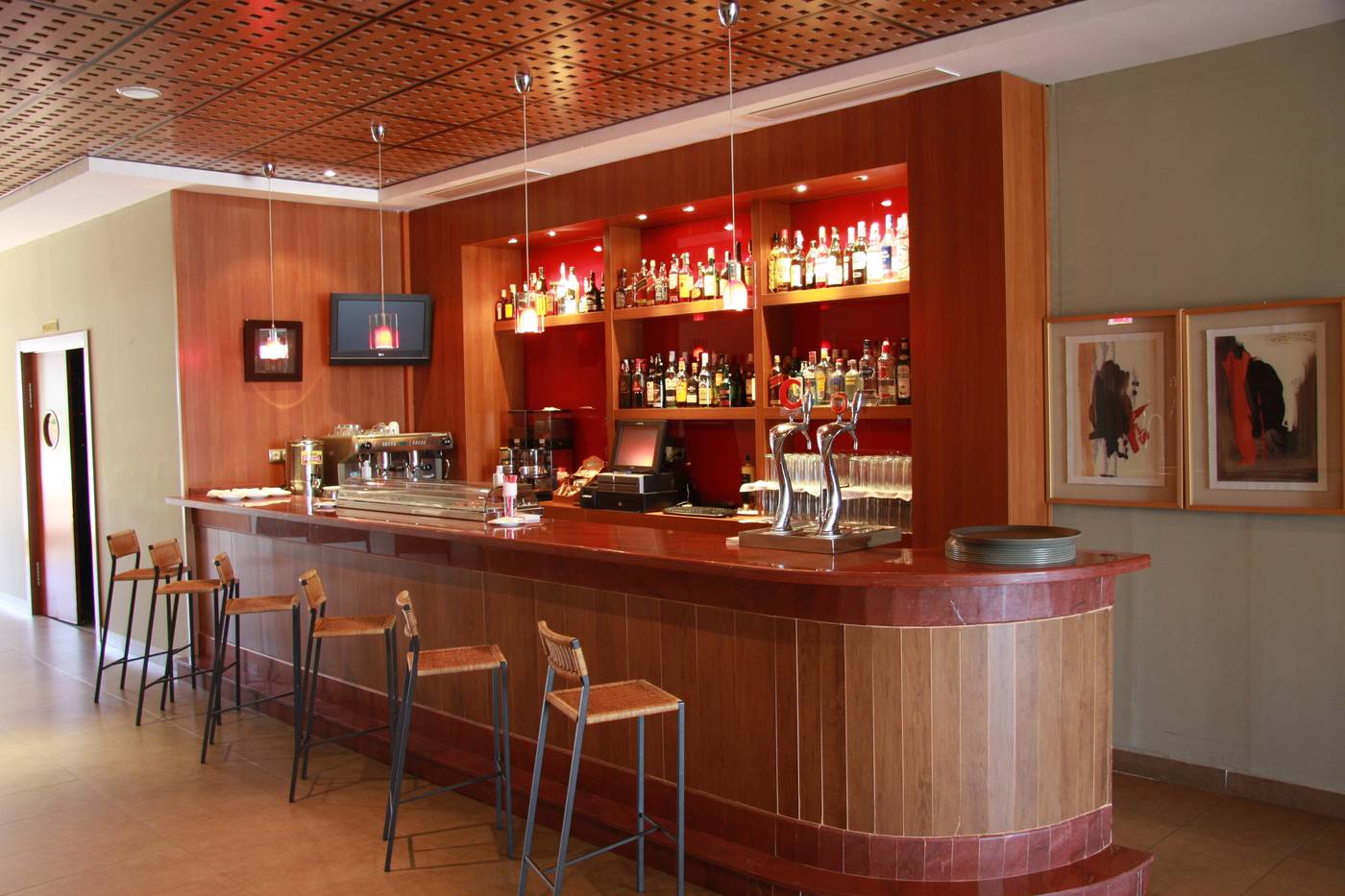 Cortijo-Chico-Malaga-Airport-Bar-19