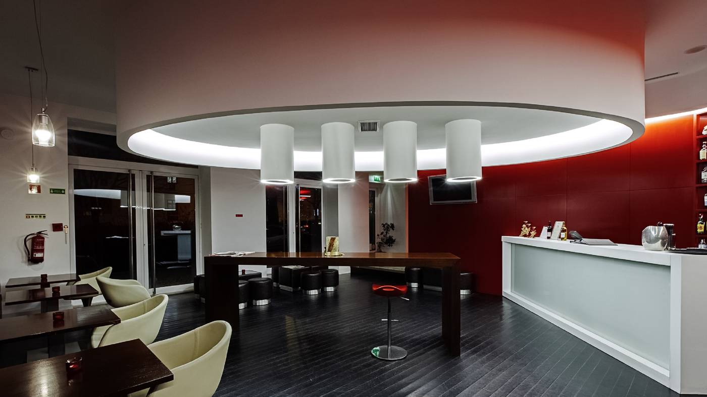 Hotel-Jeronimos-8-Bar-2