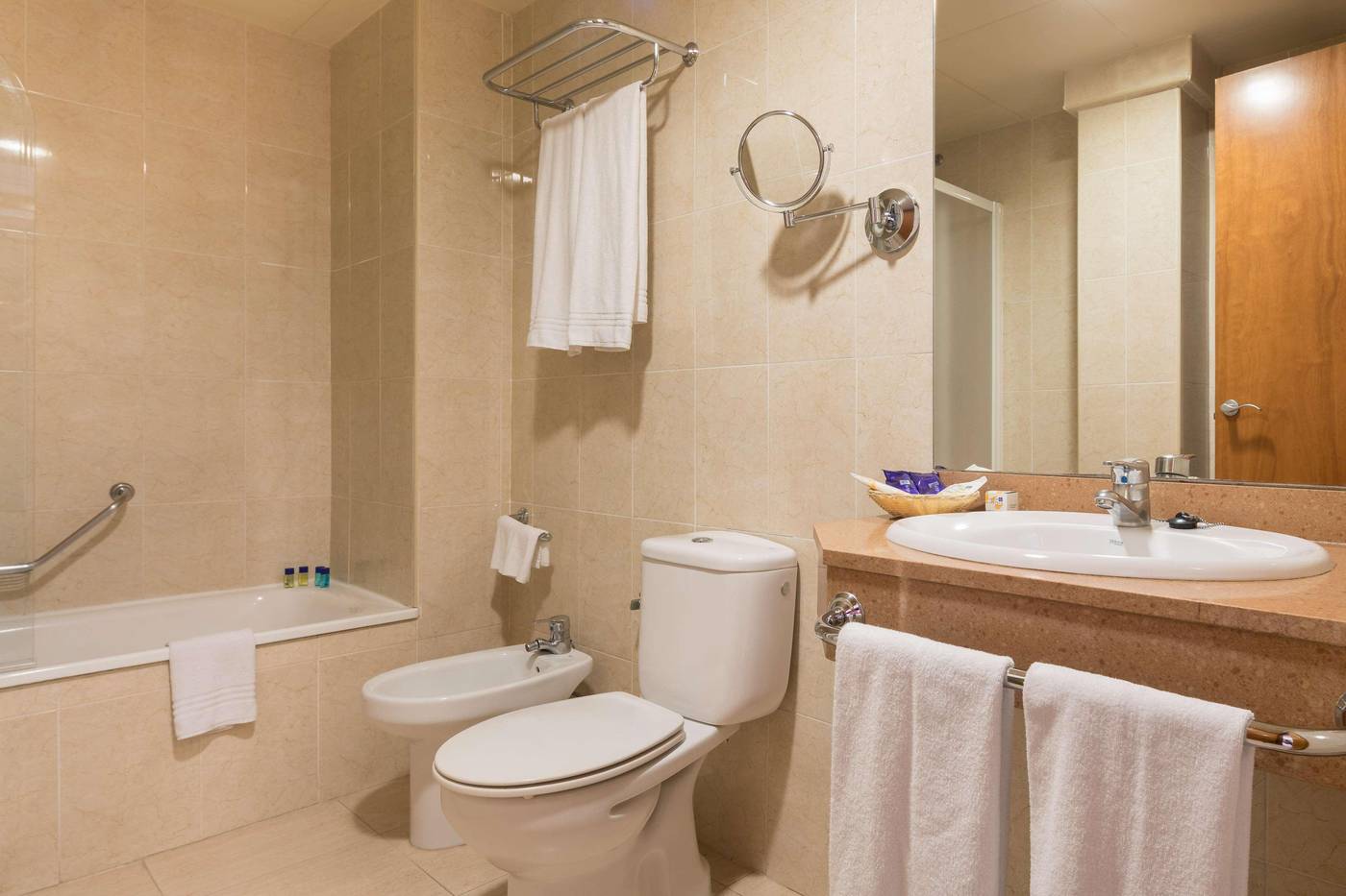 htop-Pineda-Palace---Adults-Recommended-Room-16