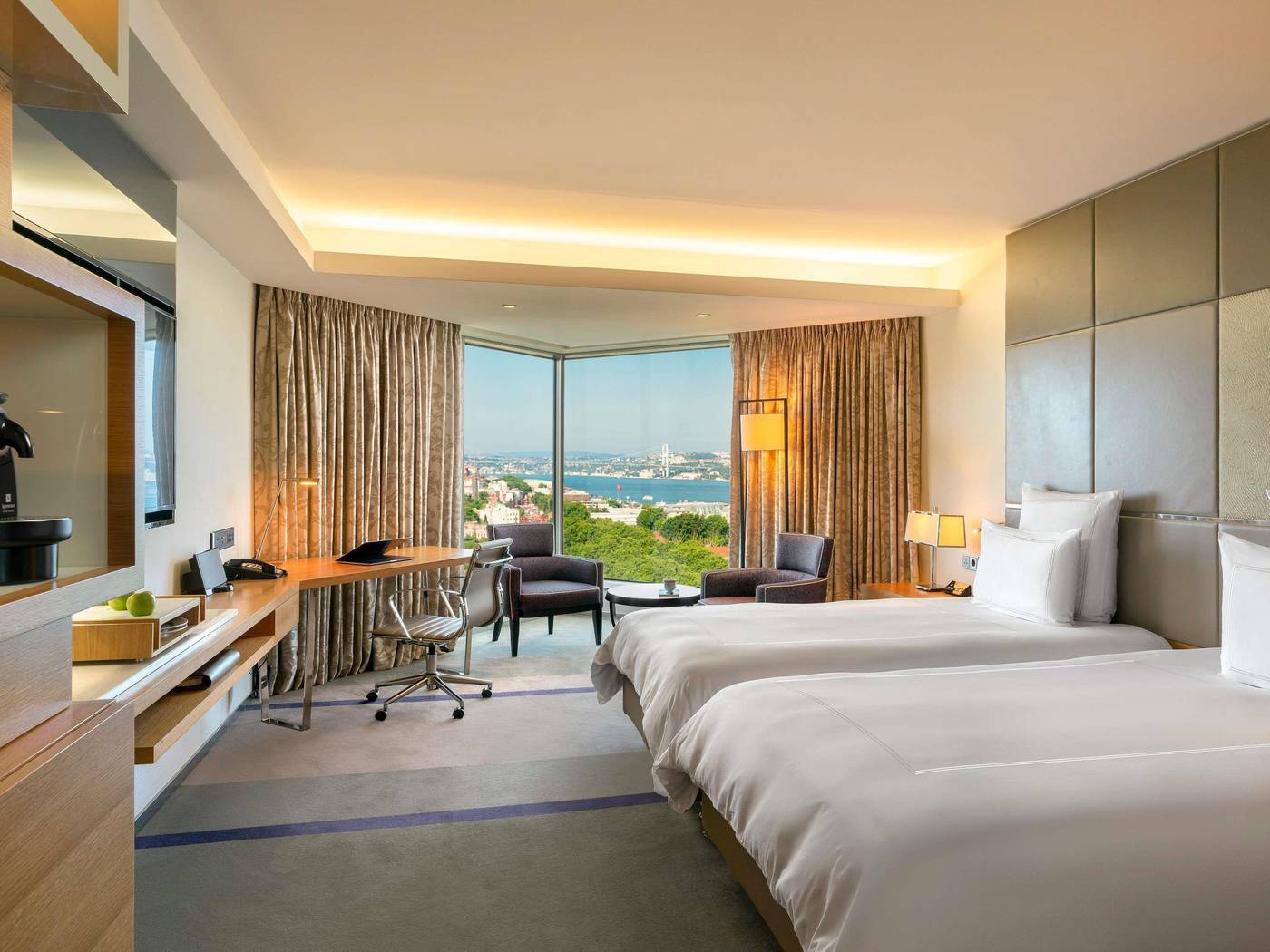 Swissotel-The-Bosphorus-Istanbul-Room-34