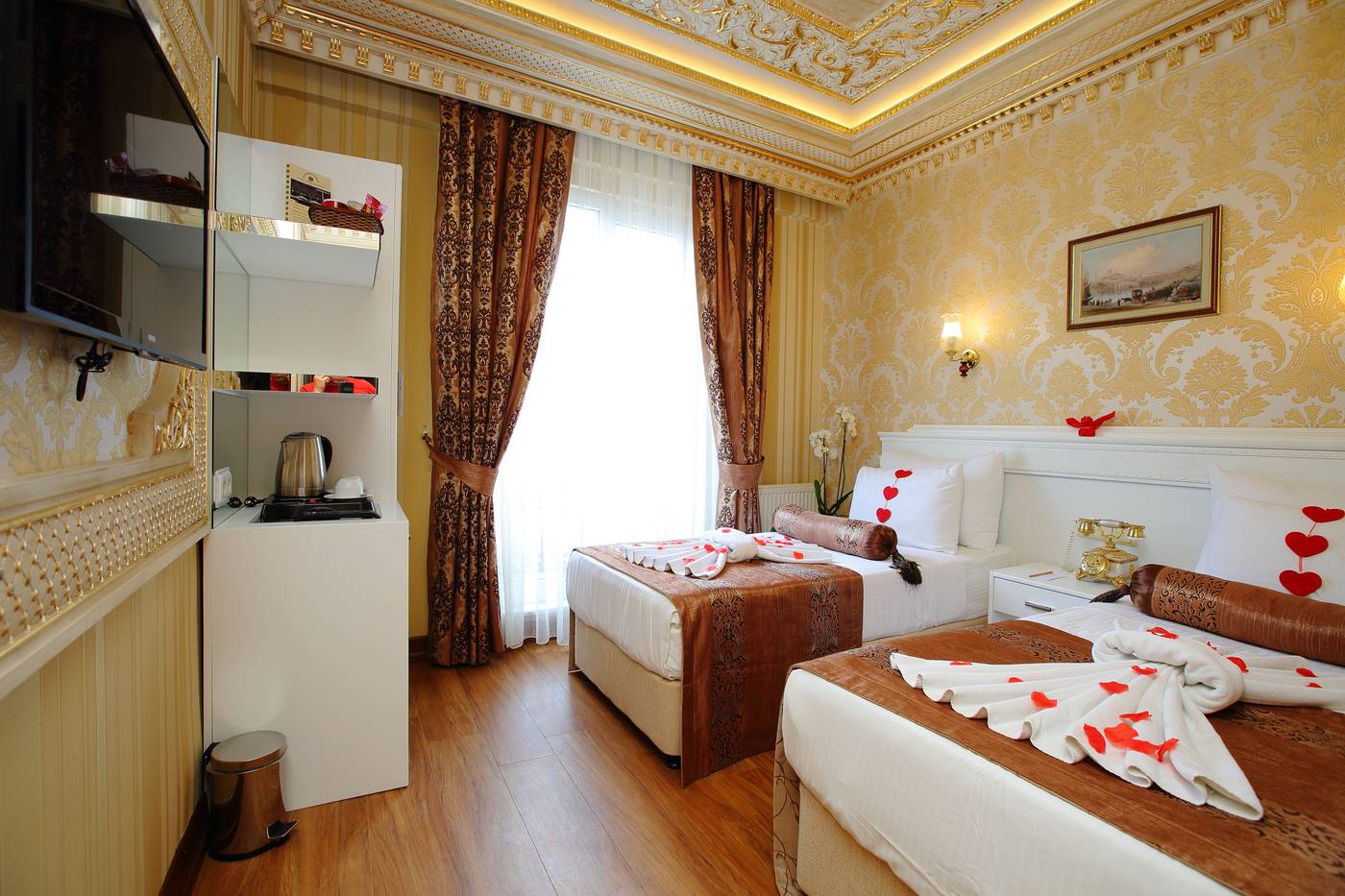 Golden-Horn-Sirkeci-Room-6