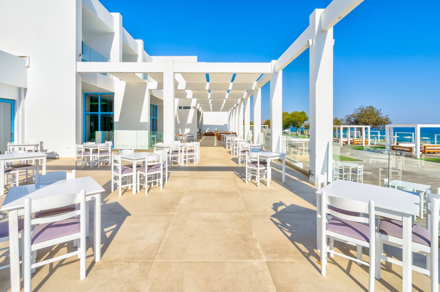 Kamari-Beach-Hotel--Rhodes-Restaurant-31