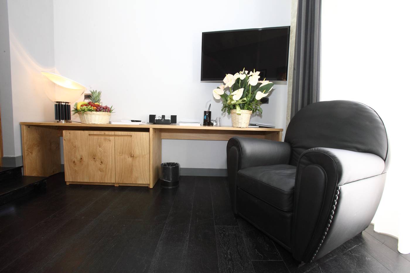 Suite-Art-Navona-Room-4