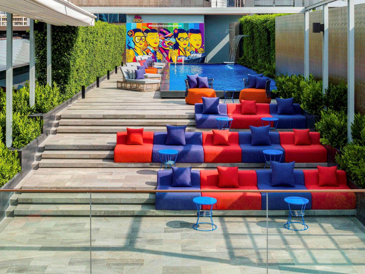 ibis-Styles-Bangkok-Silom-Pool-49