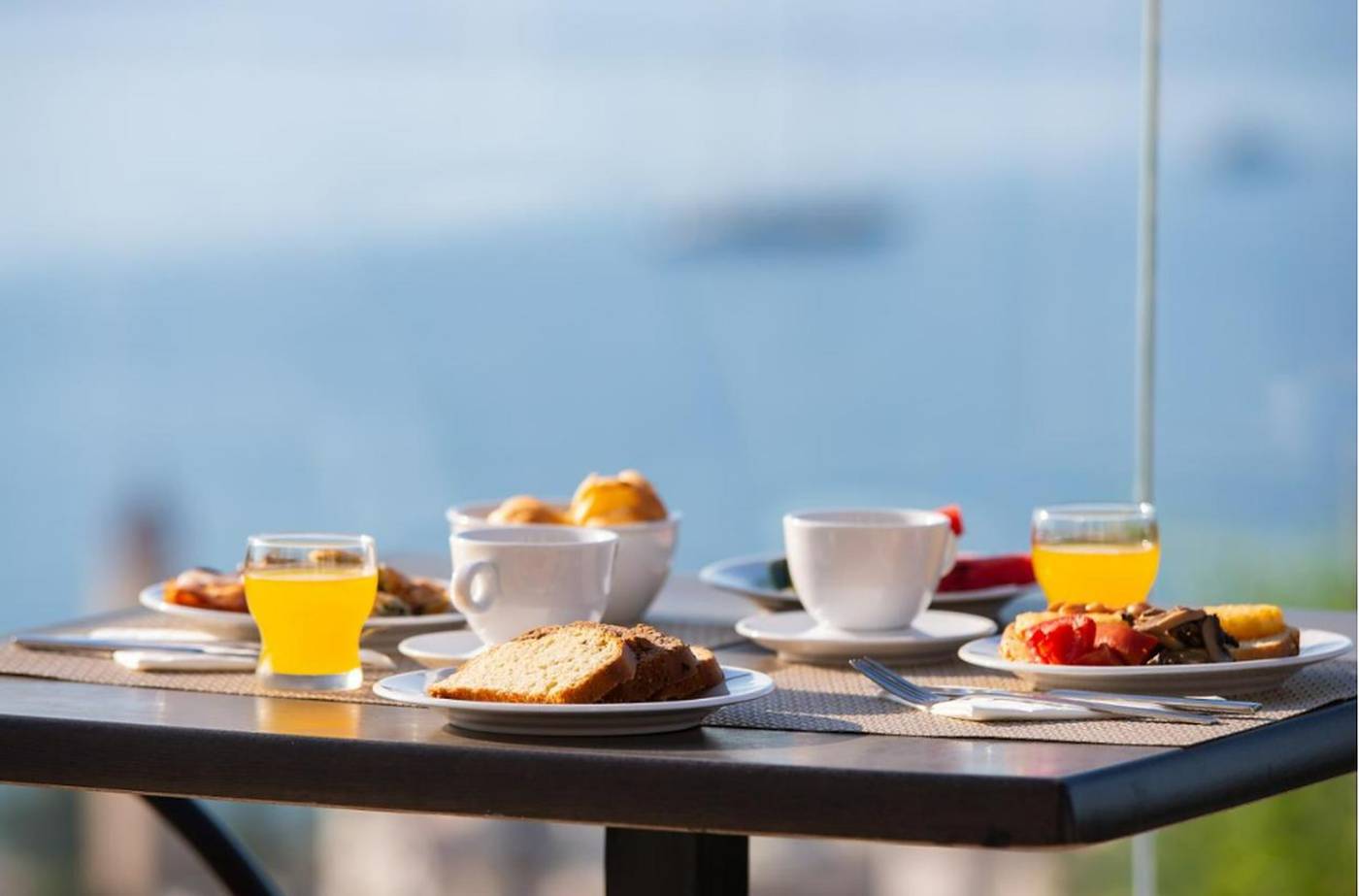 Avalon-Hotel-Restaurant-49