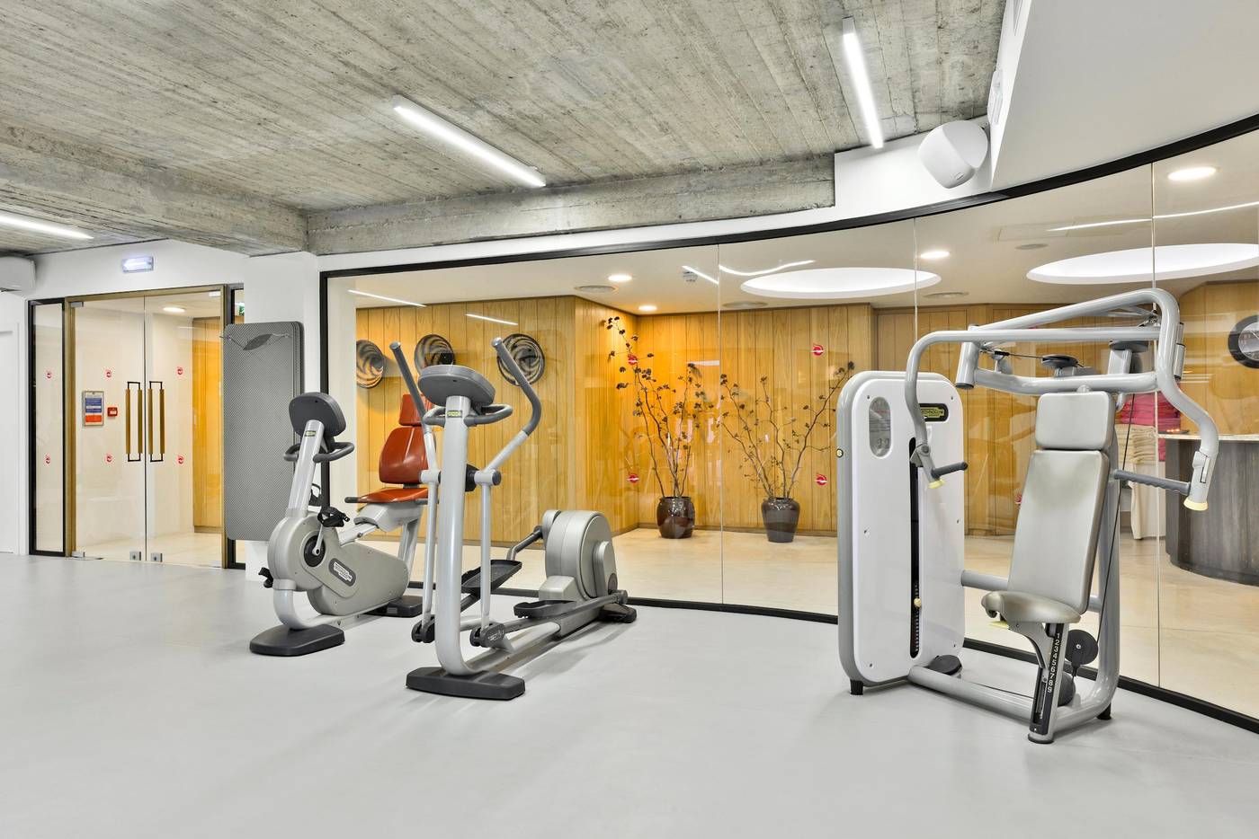 Napa-Mermaid-Hotel-Sports-and-Entertainment-72