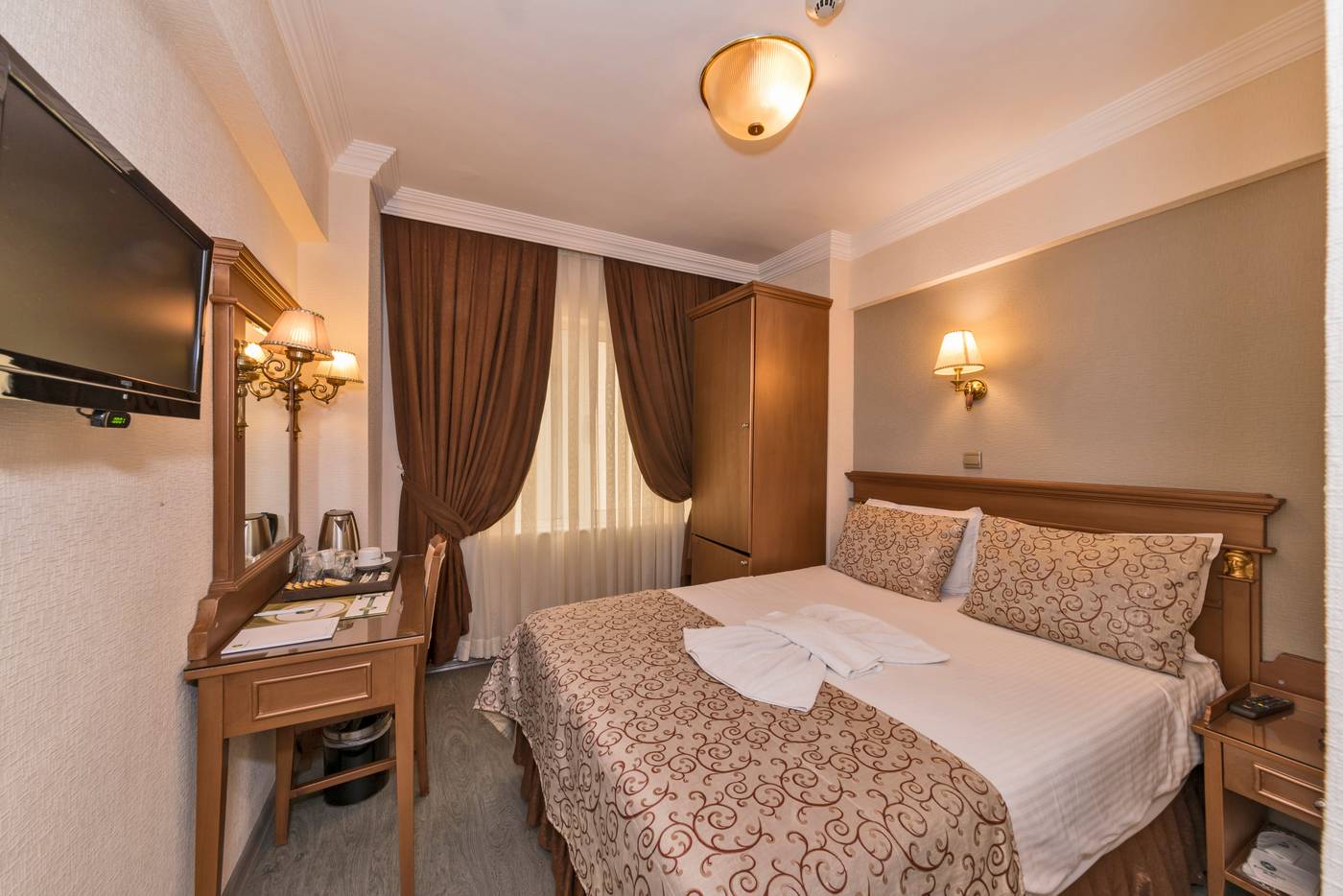 Laleli-Gonen-Hotel-Room-12