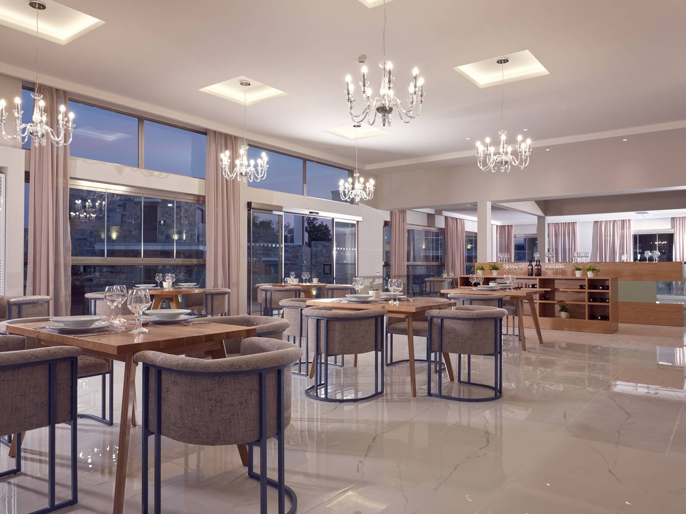 Golden-Sun-Resort---Spa-Restaurant-17