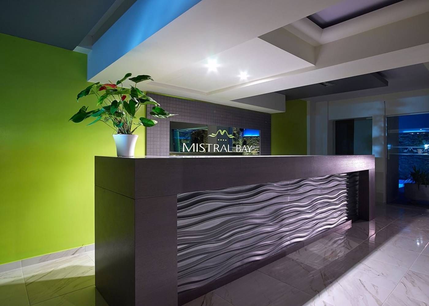 Mistral-Bay-Hotel-Lobby-28