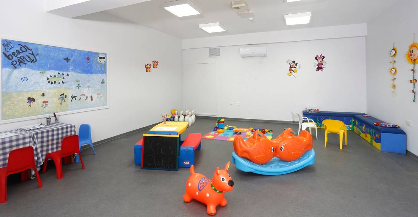 Aquasol-Holiday-Village-Sports-and-Entertainment-34