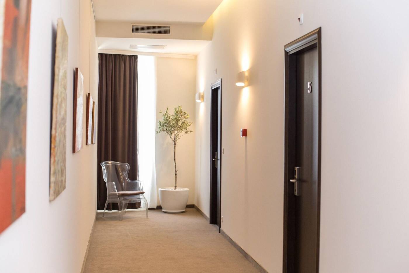 Hotel Grand Hedonist-Serbia-PANCEVO-Lobby-4