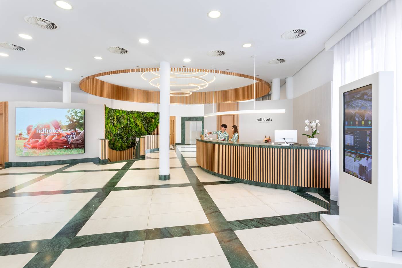 Hd-Parque-Cristobal-Tenerife-Lobby-50