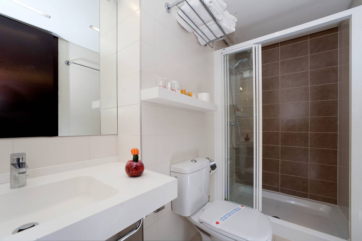 Hotel-Laguna-Molindrio-Room-40