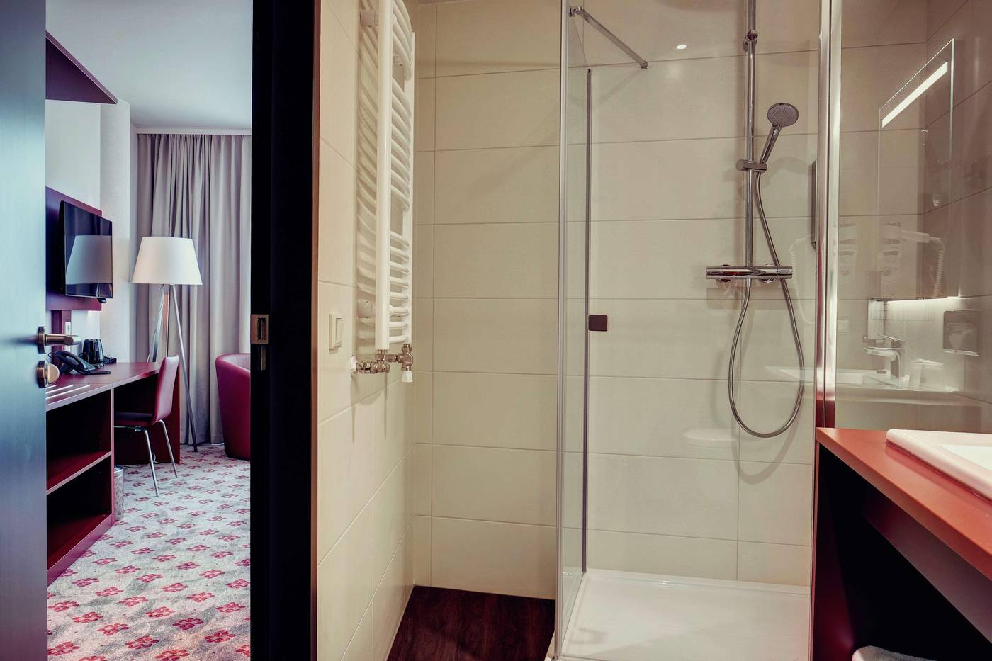 Amedia-Amsterdam-Airport-Trademark-by-Wyndham-Room-33