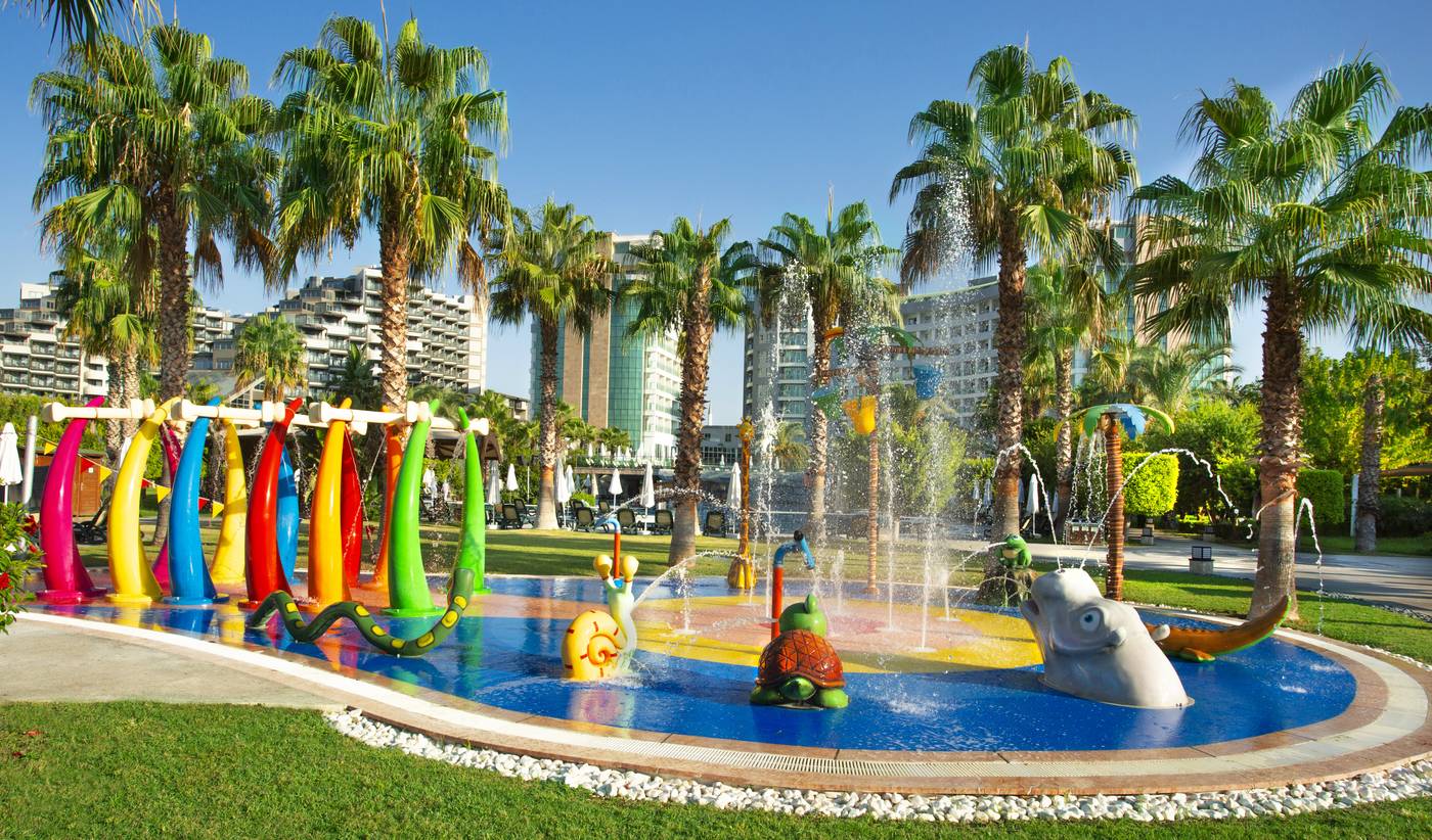 Sherwood-Exclusive-Lara-Pool-66