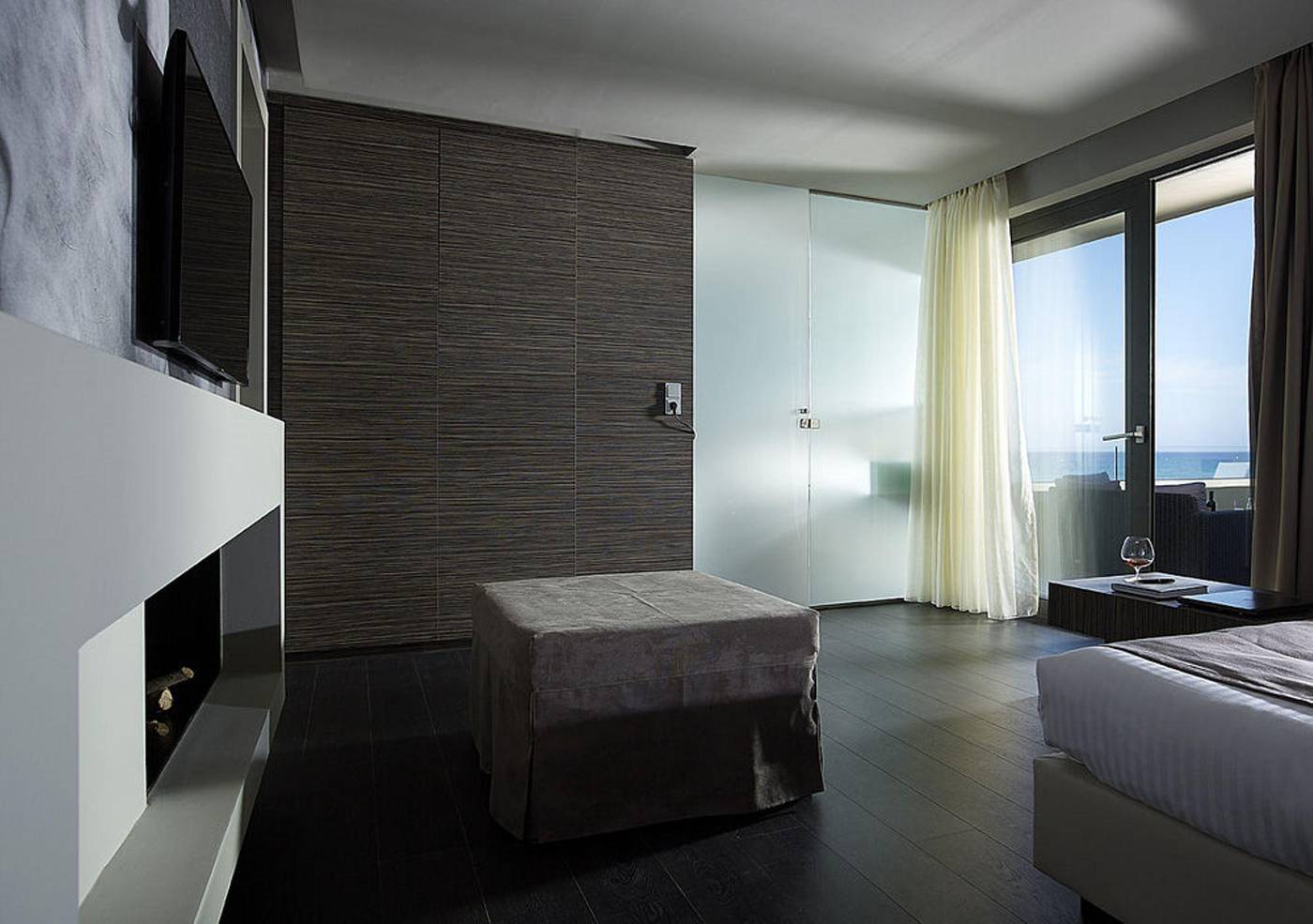 Nema-Design-Hotel---Spa--Adults-Only-Room-44
