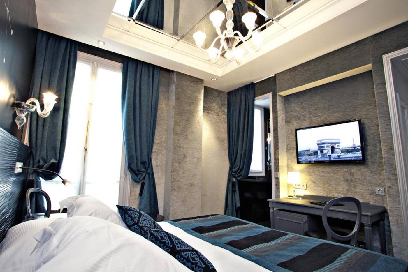 Maison-Albar-Hotels-Le-Champs-Elysees-Room-11