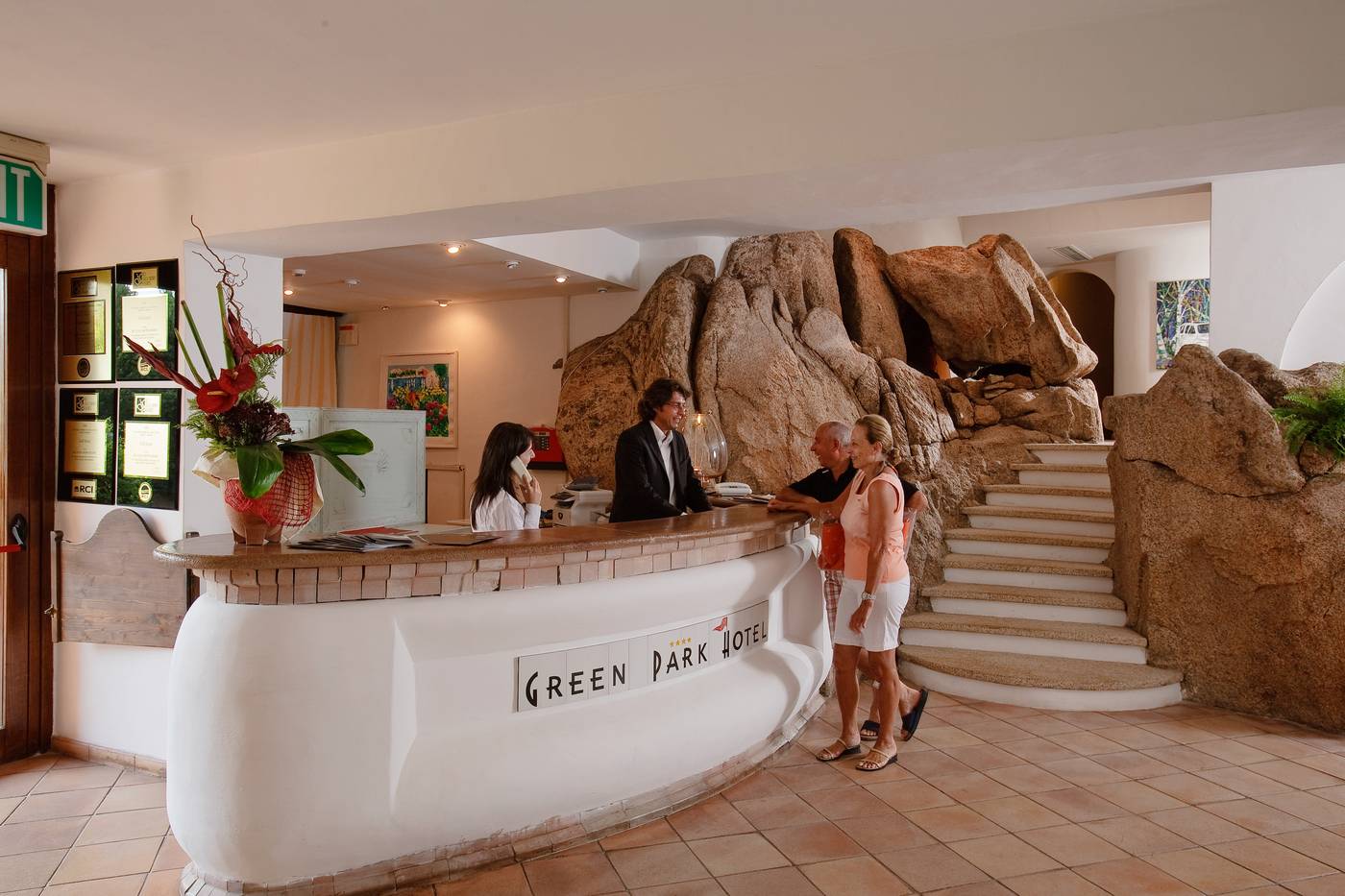 Swadeshi Green Park Hotel-Italy-Capriccioli OT-Lobby-7