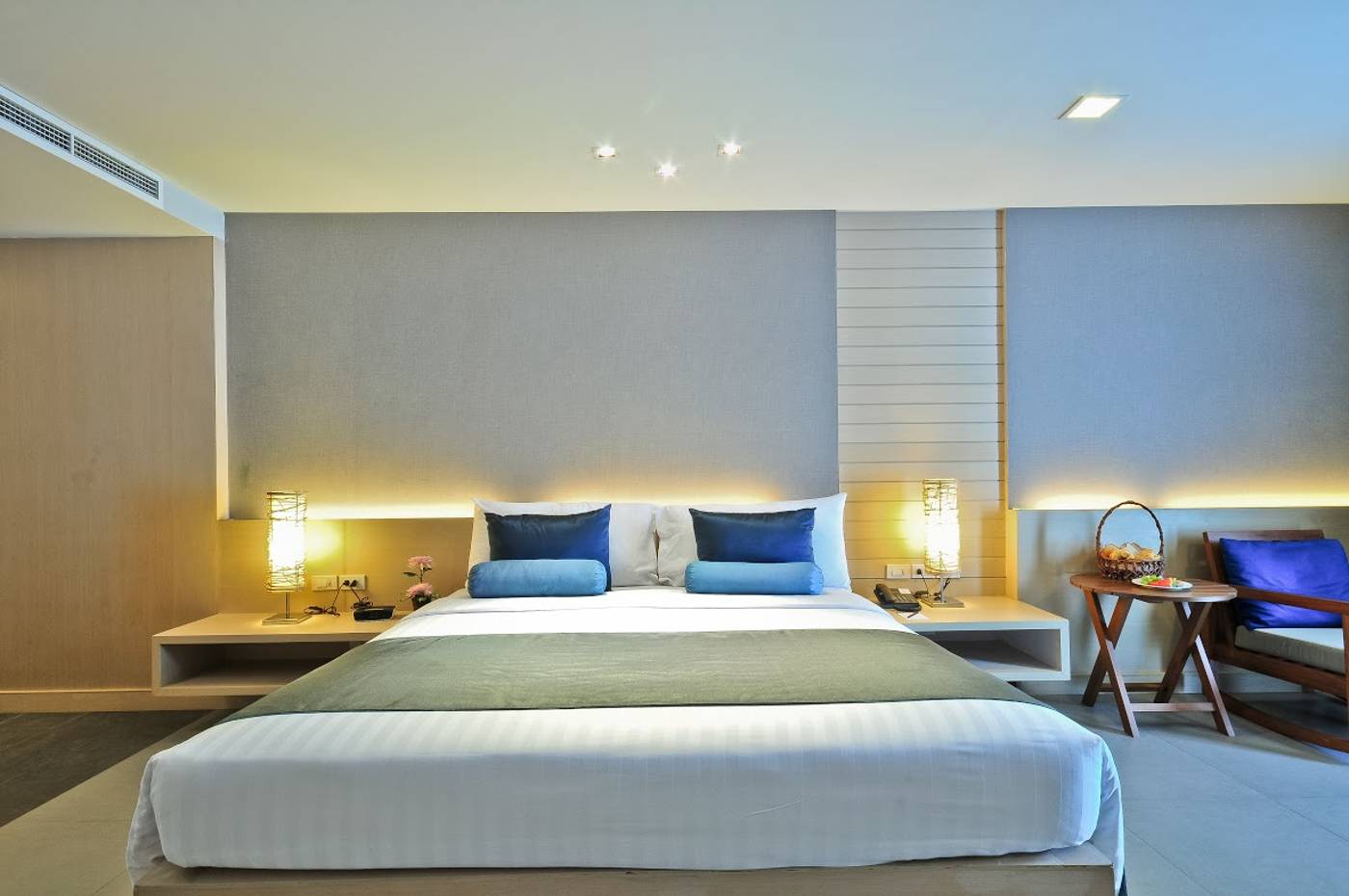 The-Ashlee-Heights-Patong-Room-8