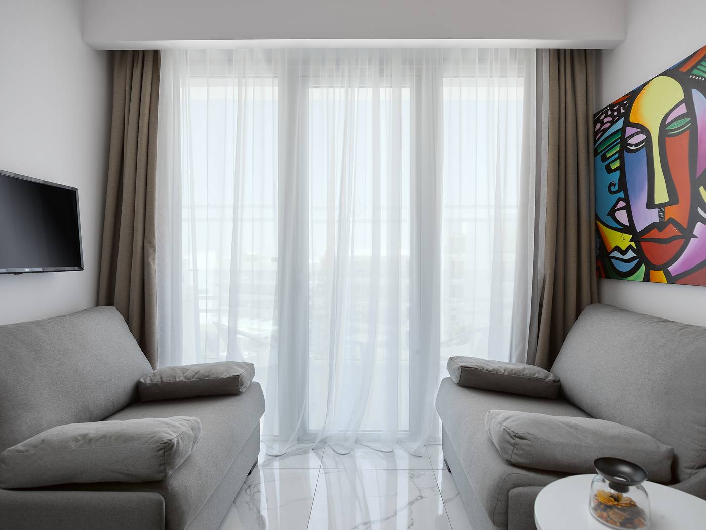 The-Blue-Ivy-Hotel-Room-25