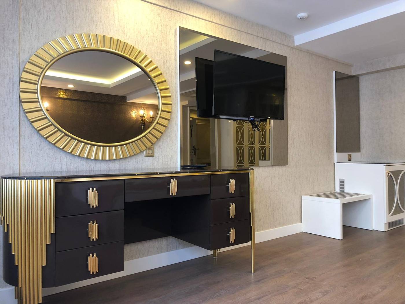 Burj-Al-Istanbul-Room-1