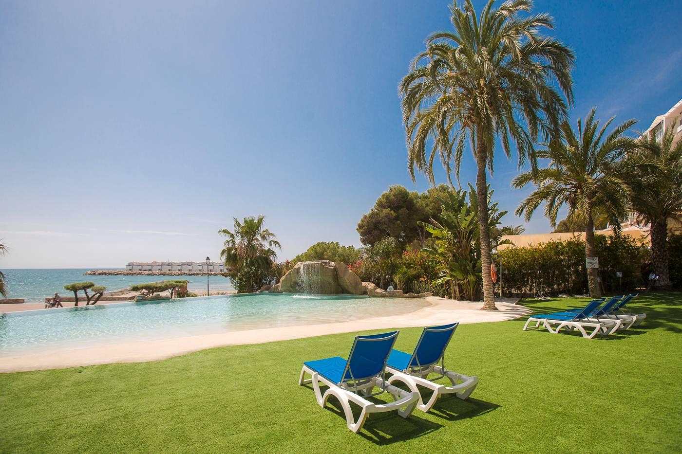 Gran-Hotel-Las-Fuentes-Pool-8