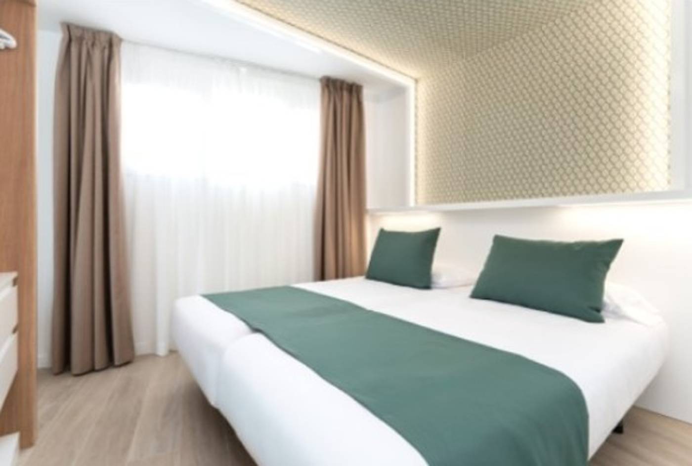 22.07.25 Los Caribes2