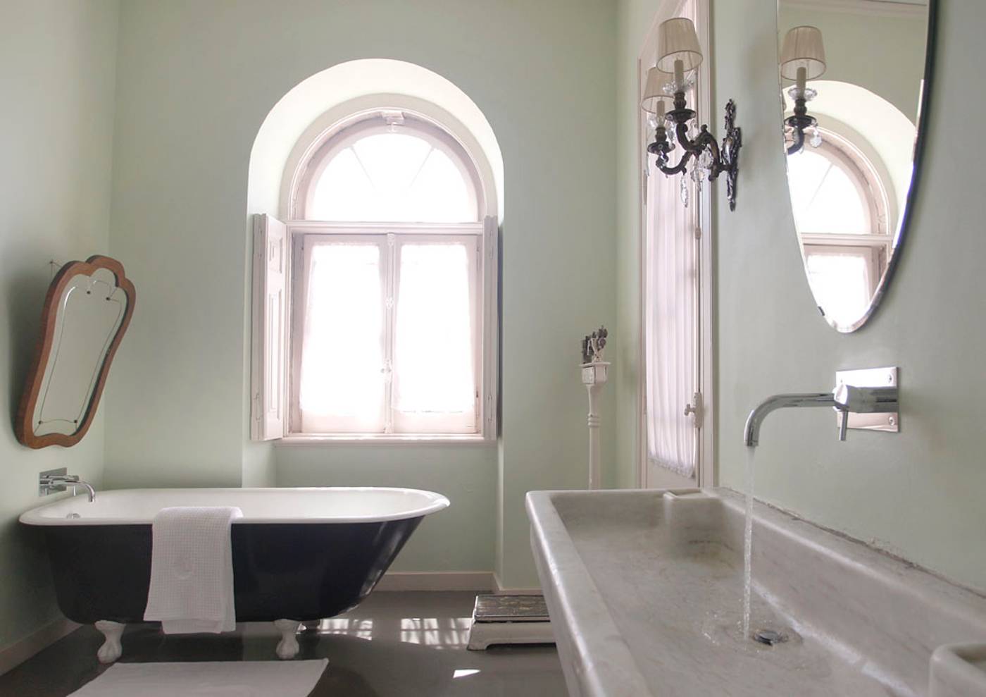 Palacete-Chafariz-Del-Rei-by-Unlock-Hotels-Room-24