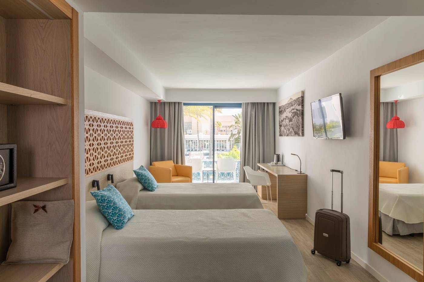 Oasis-Lanz-Beach-Mate-Room-33