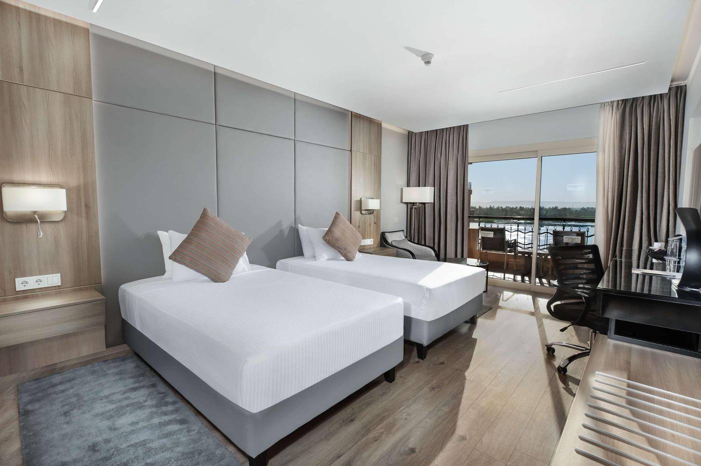 Steigenberger-Nile-Palace-Luxor-Room-33