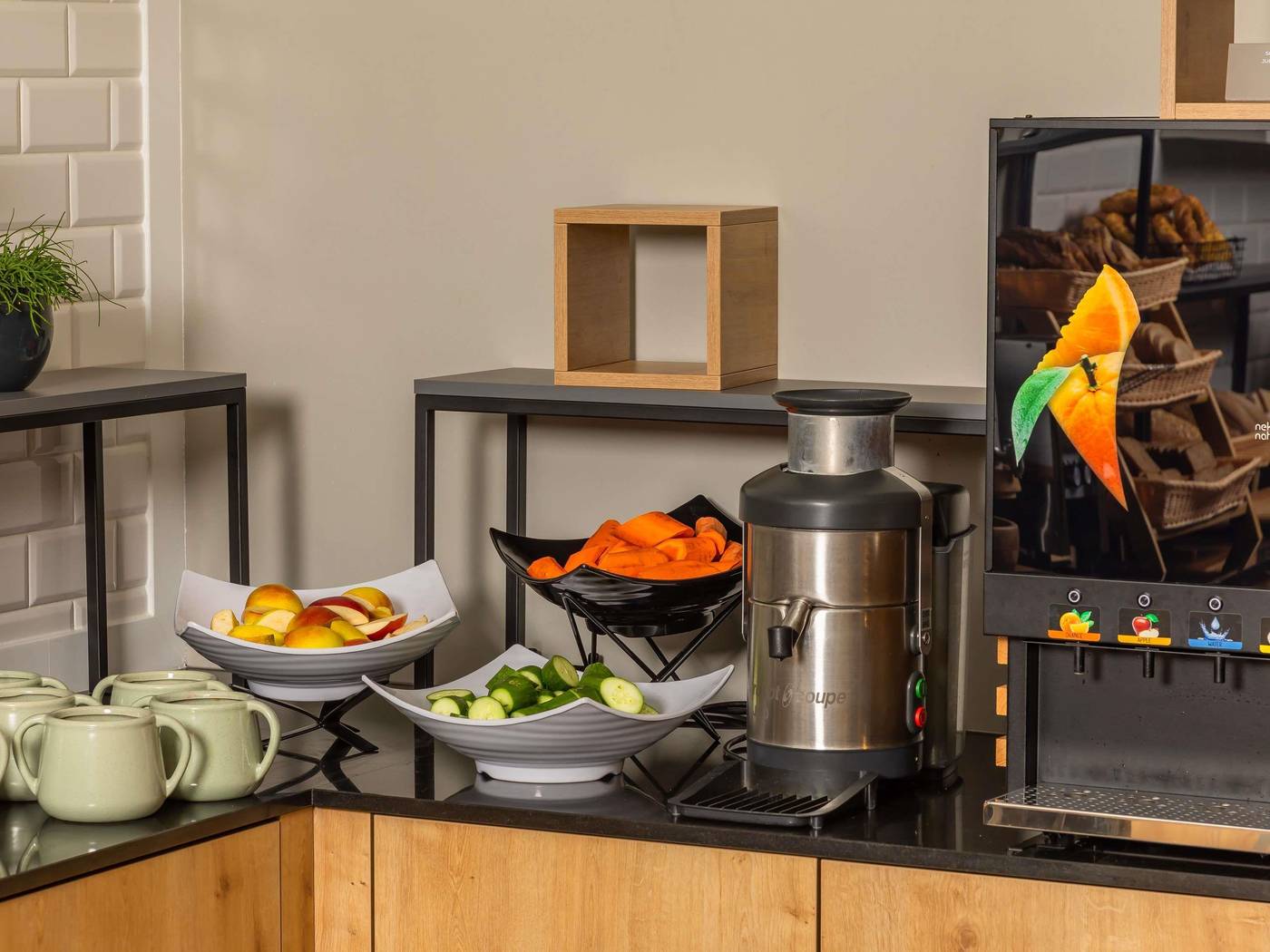 Novotel-Krakow-City-West-Restaurant-87