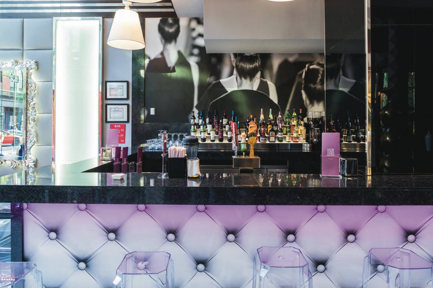 Riu-Plaza-New-York-Times-Square-Bar-18