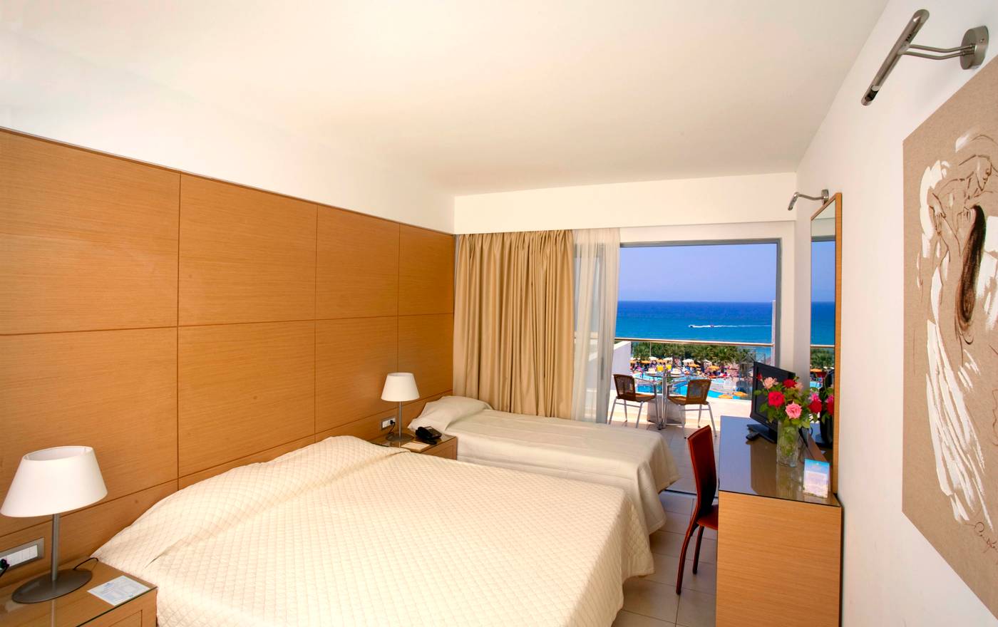 Doreta-Beach-Resort-Room-9