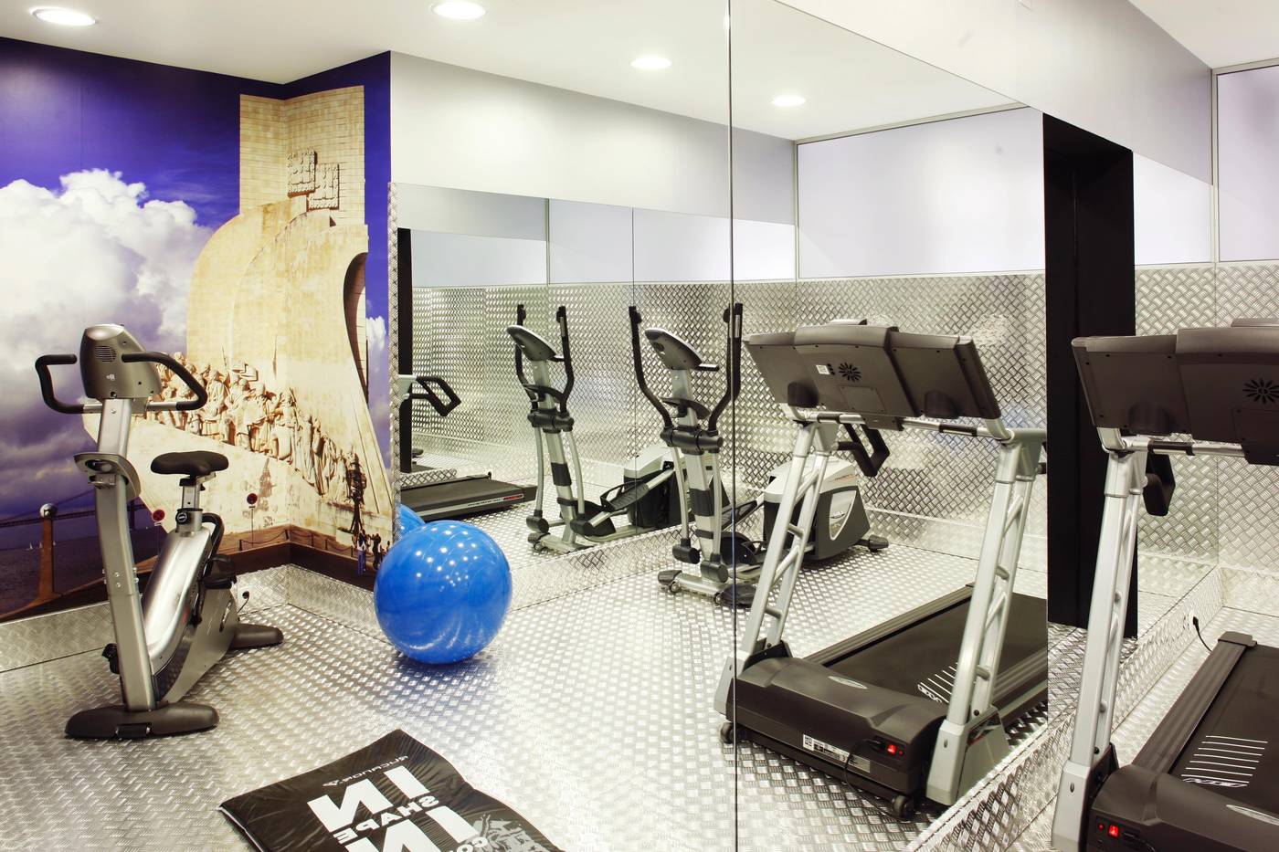 Hotel-Lisboa-Plaza--a-Lisbon-Heritage-Collection-Sports-and-Entertainment-48