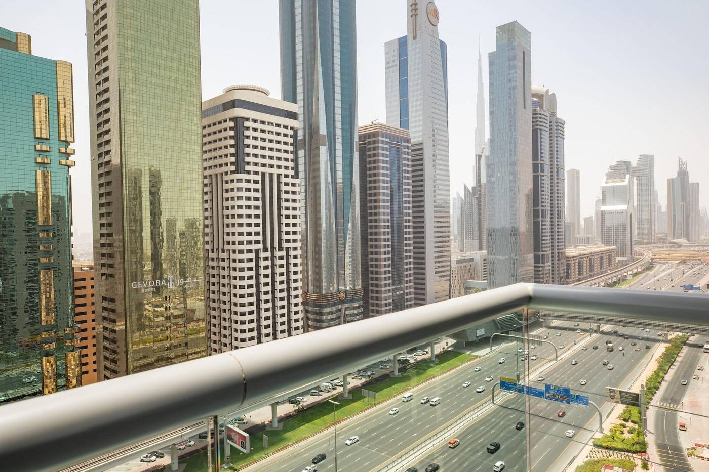 Four-Points-by-Sheraton-Sheikh-Zayed-Road-Room-88