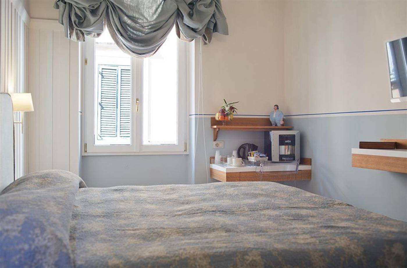 Piazza-Di-Spagna-Prestige-Hotel-General-view-13