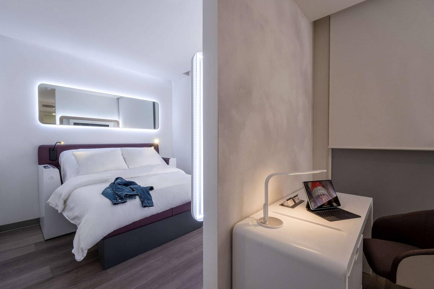 Yotelair-Istanbul-Airport-Airside--Duty-Free-Room-23