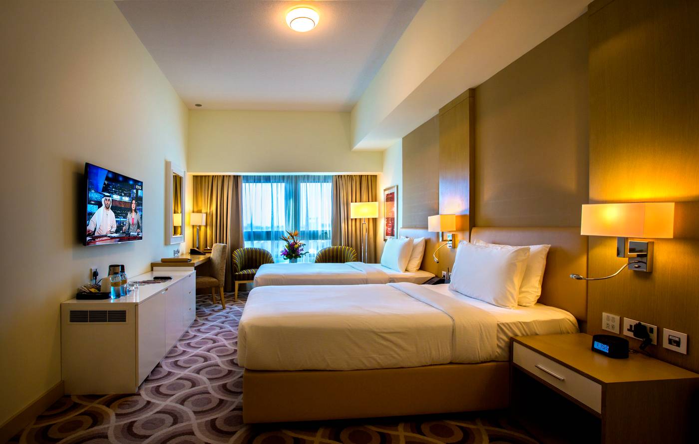 Metropolitan-Hotel-on-Sheikh-Zayed-Road-Dubai-Room-39