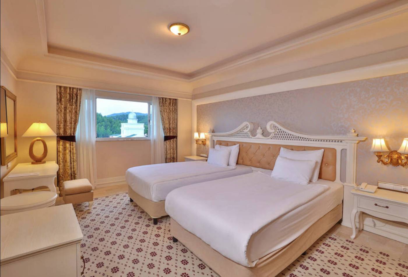 Nirvana-Dolce-Vita-Room-25