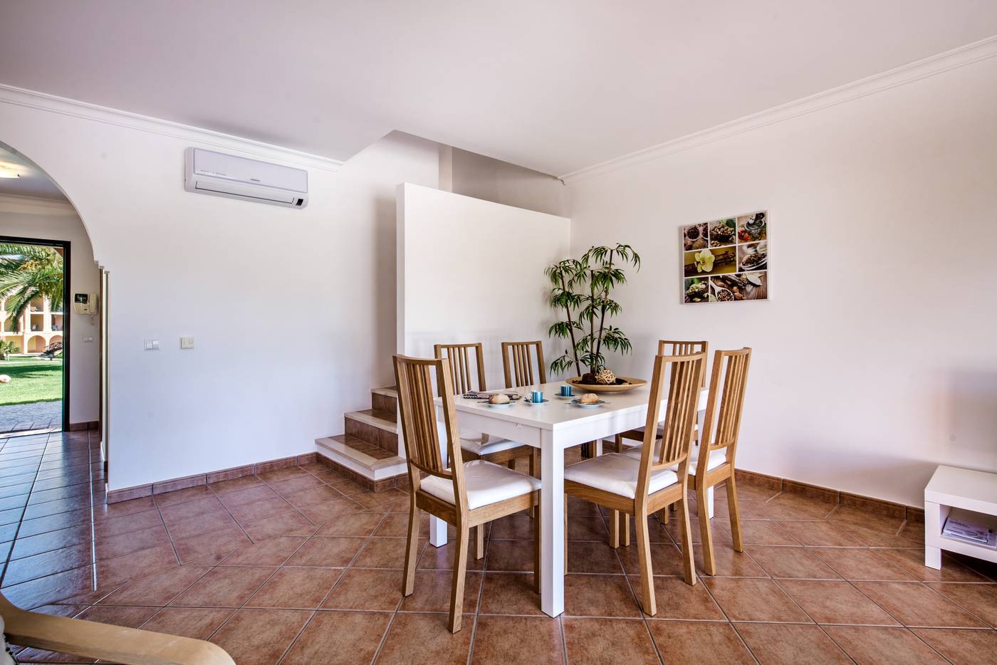 Jardim-da-Meia-Praia-Room-35