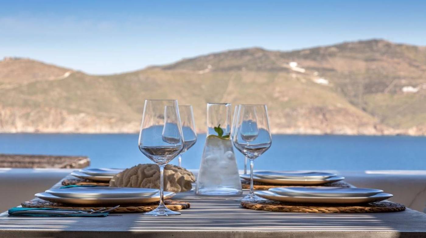 Mykonos-Panormos-Villas-Bar-55