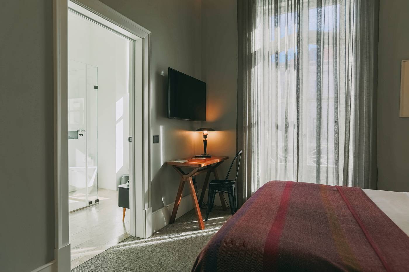 1908-Lisboa-Hotel-Room-20